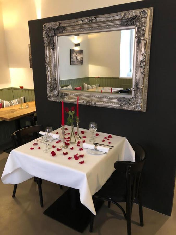 Hotel Restaurant Goldenes Ross Gollheim Экстерьер фото