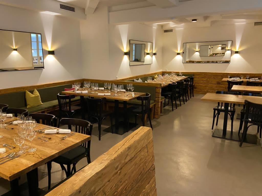 Hotel Restaurant Goldenes Ross Gollheim Экстерьер фото